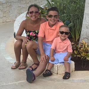 Meet your Posher, Kendra